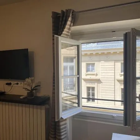 Elegant Proche Grand Rex Fbg Poissonniere *